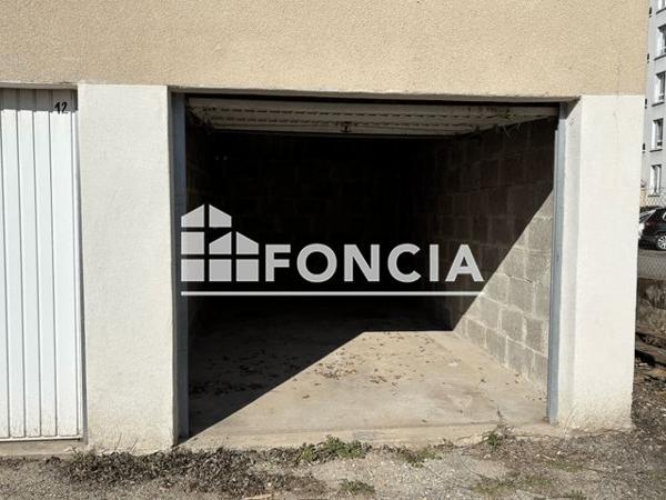 Location Parking - 6 RUE PAUL LANGEVIN Montelimar 26200