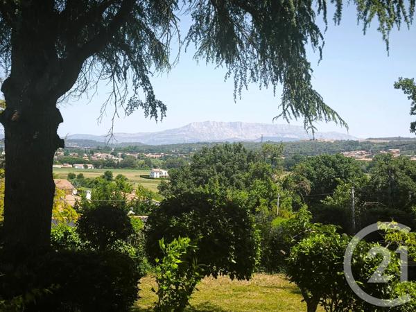 Maison à vendre  6 pièces - 156 m 2   GARDANNE  - 13