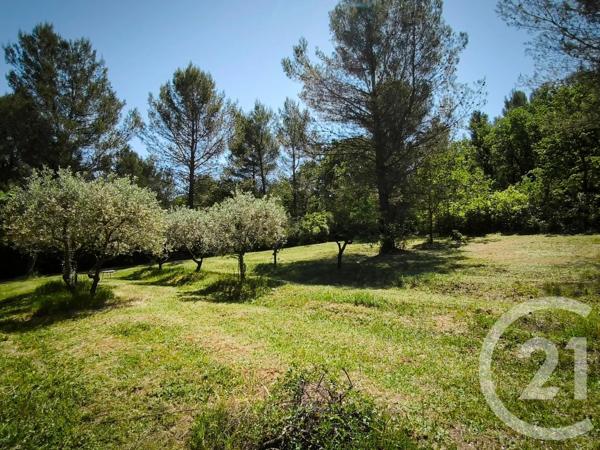 Maison à vendre  6 pièces - 156 m 2   GARDANNE  - 13