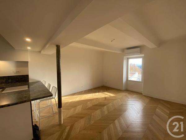 Maison à vendre  6 pièces - 156 m 2   GARDANNE  - 13