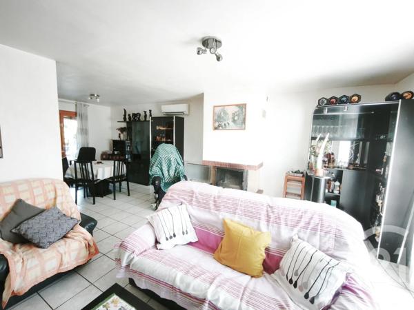 Maison à vendre  4 pièces - 110 m 2   MARIGNANE  - 13