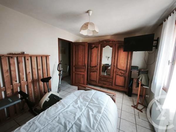 Maison à vendre  4 pièces - 110 m 2   MARIGNANE  - 13
