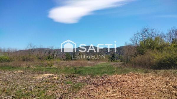 Rare ! Terrain plat constructible 1400 m² avec vue