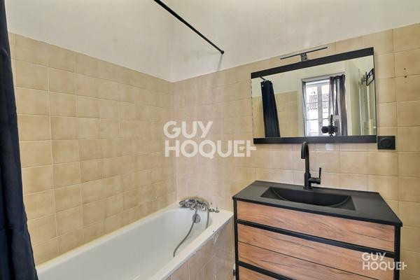 À VENDRE. Charmant T2 de 34 m² au dernier étage. Quartier prisé Lyon 3ème (69003)