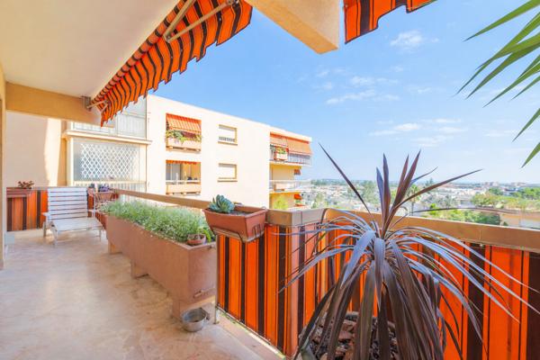 Appartement de standing à Mandelieu La Napoule 4 pièce(s)