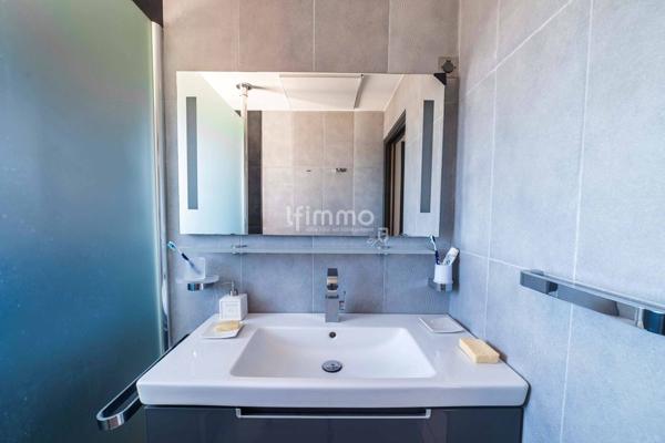 Appartement T3 et terrasse de 87m2 vue mer