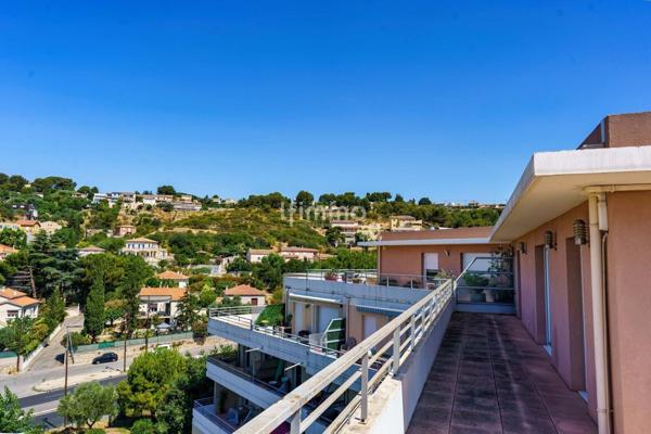 Appartement T3 et terrasse de 87m2 vue mer
