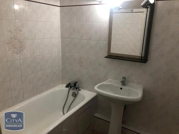 Appartement à louer 1 pièce 40m² Saint-Étienne (42000)
