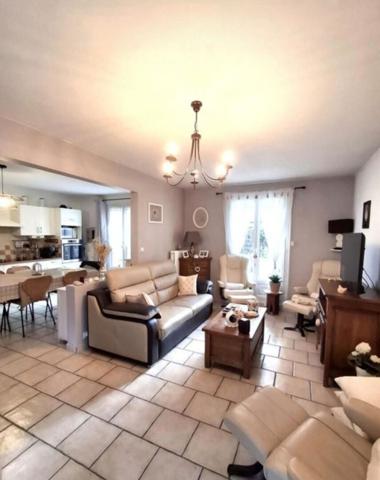 Maison Bourges 4 pièce(s) 104 m²