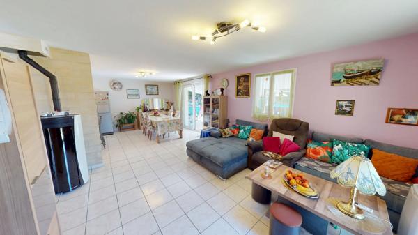 Maison de plain pied, Secteur résidentiel prisé et calme