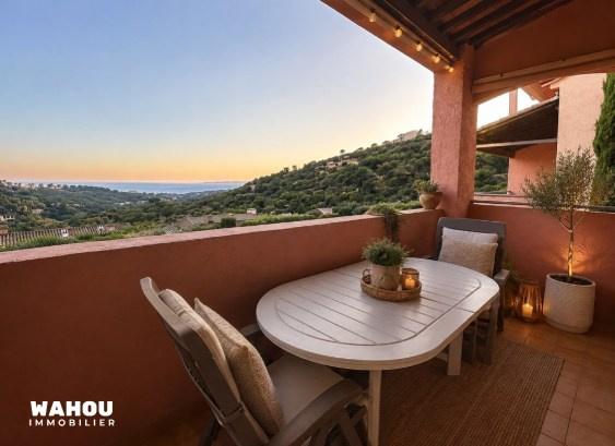 Appartement avec mezzanine et vue mer panoramique