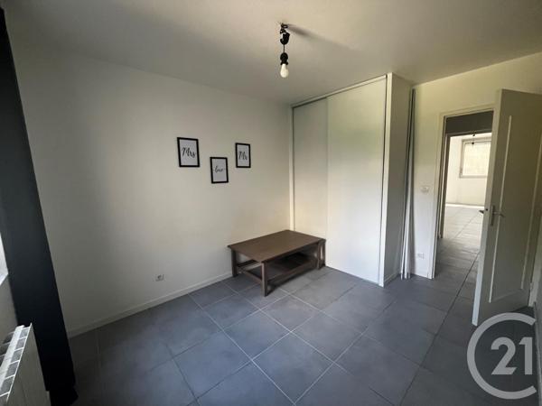 Appartement T3 à vendre  3 pièces - 80,25 m2 ST FONS - 69