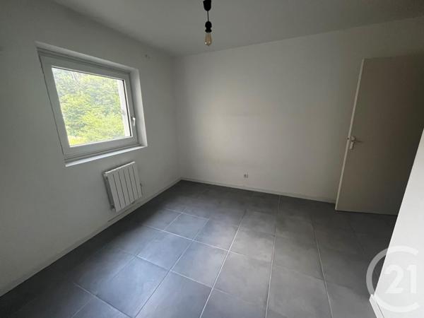 Appartement T3 à vendre  3 pièces - 80,25 m2 ST FONS - 69