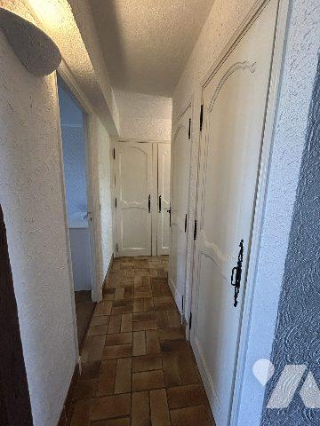 Appartement F2 aves terrasse vendu meublé
