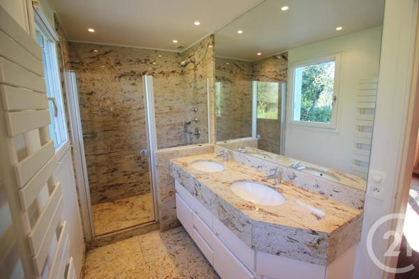 Maison à vendre  14 pièces - 145 m2 VALMONT - 76