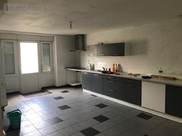 Immeuble à vendre à Martigné-Ferchaud en Ille-et-Vilaine (35640), ref : 122/2847