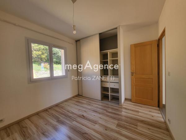 Maison à SAINT-AMBROIX, 30500 - 5 pièces 128m²