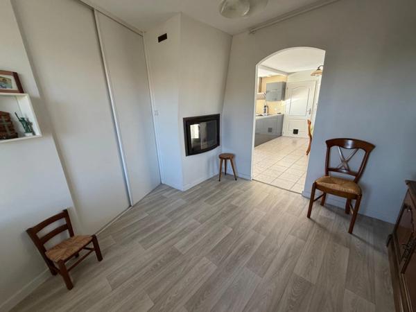 L'AIGUILLON SUR MER (85) QUARTIER RESIDENTIEL VILLA PLAIN PIED GRAND CONFORT AVEC GARAGE SUR 637M² CLOS