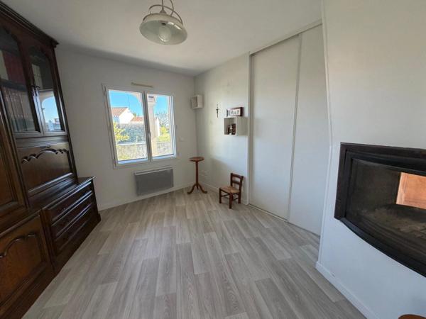 L'AIGUILLON SUR MER (85) QUARTIER RESIDENTIEL VILLA PLAIN PIED GRAND CONFORT AVEC GARAGE SUR 637M² CLOS