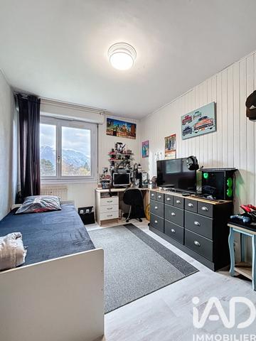 Appartement à vendre 5 pièces 93 m² Cluses