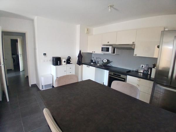 Immeuble de 2016 - Appartement Aix-En-Provence 3 pièces 63 m2