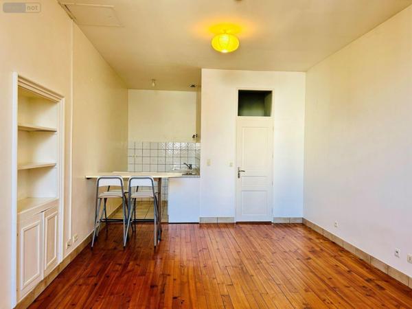 Studio à vendre à Chambéry en Savoie (73000), ref : 73007-182