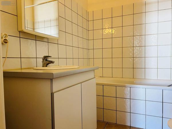 Studio à vendre à Chambéry en Savoie (73000), ref : 73007-182