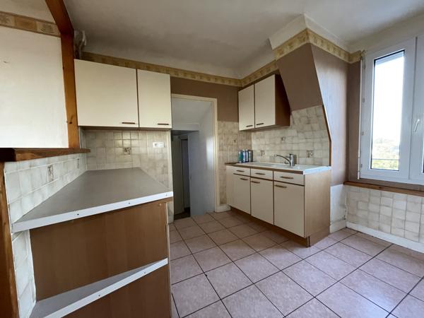 Appartement T3 Dernier étage.