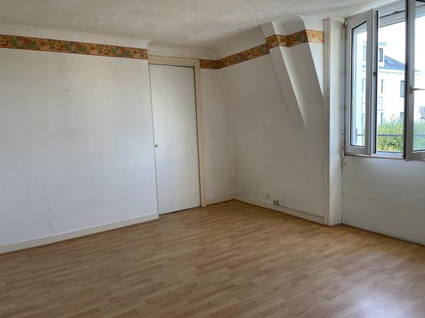 Appartement T3 Dernier étage.