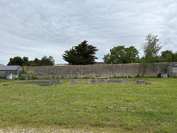 Terrain Surgères