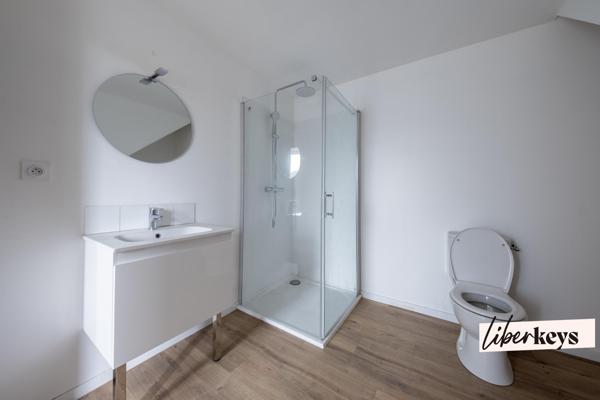 Maison de Village T5  - 179 m2 - Totalement rénovée - Jardin de 270 m2 environ