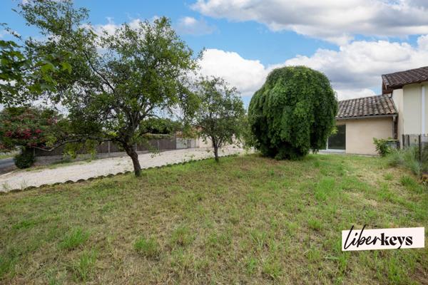 Maison de Village T5  - 179 m2 - Totalement rénovée - Jardin de 270 m2 environ