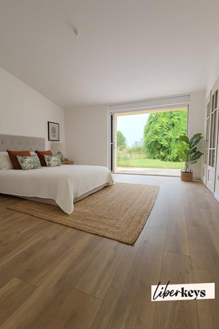 Maison de Village T5  - 179 m2 - Totalement rénovée - Jardin de 270 m2 environ