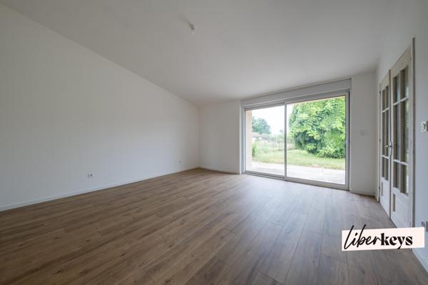 Maison de Village T5  - 179 m2 - Totalement rénovée - Jardin de 270 m2 environ