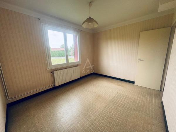 Maison à Dampierre avec petite dépendance