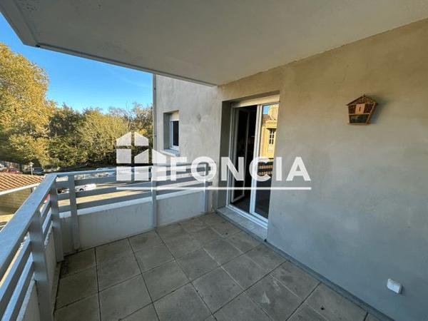 Location Appartement 2 pièces 44.3 m² - 33/35/37 RUE ARMAND DULAMON Mont De Marsan 40000