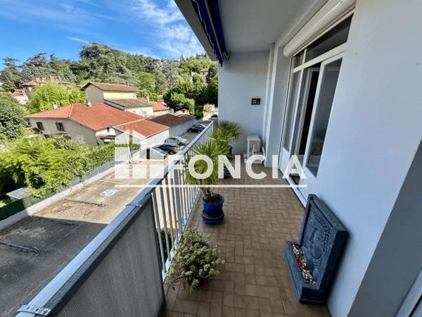 À vendre Appartement 2 pièces 72 m² - Vienne 38200