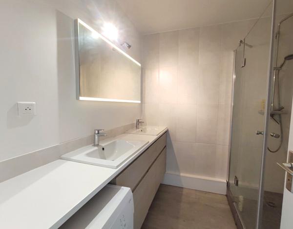 Bel appartement vue Tour Eiffel