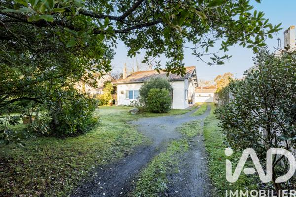 Maison à vendre 5 pièces 101 m² Pessac