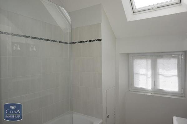 Appartement à louer 3 pièces 64.89m²