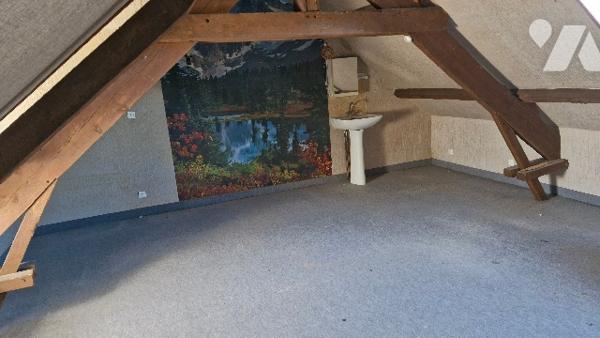 Un immeuble mixte à usage commercial et d'habitation :