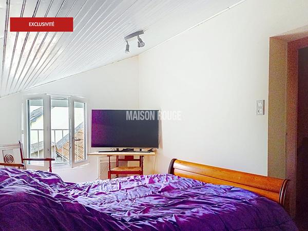 SAINT-BRICE-EN-COGLÈS - Maison familiale 3 chambres sur 929 m² de terrain clos