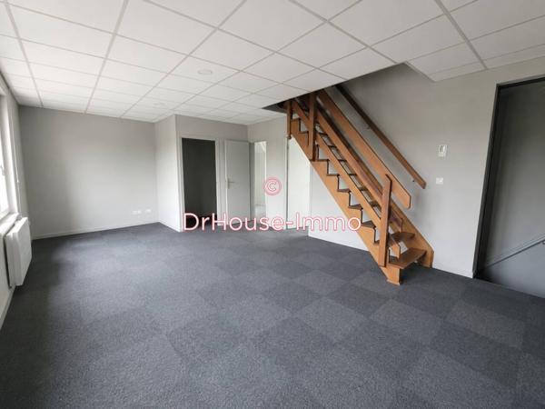 Appartement à louer 4 pièces de 81 m²