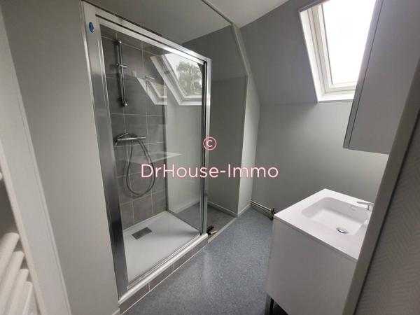 Appartement à louer 4 pièces de 81 m²