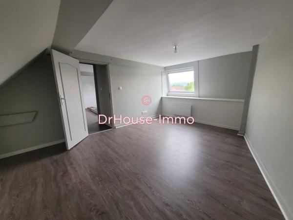 Appartement à louer 4 pièces de 81 m²