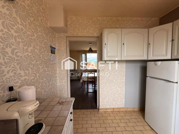 Maison au coeur du Village de Grieges