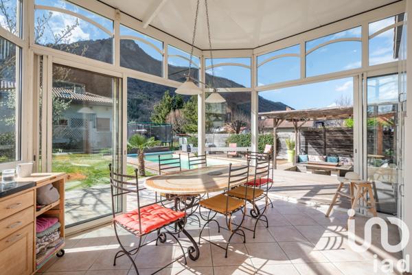 Maison à vendre 6 pièces 208 m² Vif