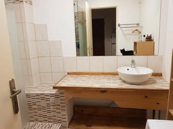 Appartement
         3 pièces
        - 64 m² 180 000 € *