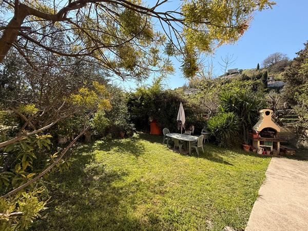 Maison à retaper avec charme et potentiel à Cagnes-sur-Mer - Sainte-Colombe