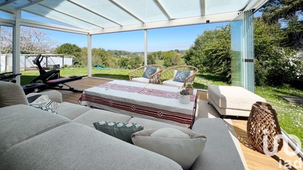 Maison d’architecte 5 pièces de 160 m² à Urrugne (64122)